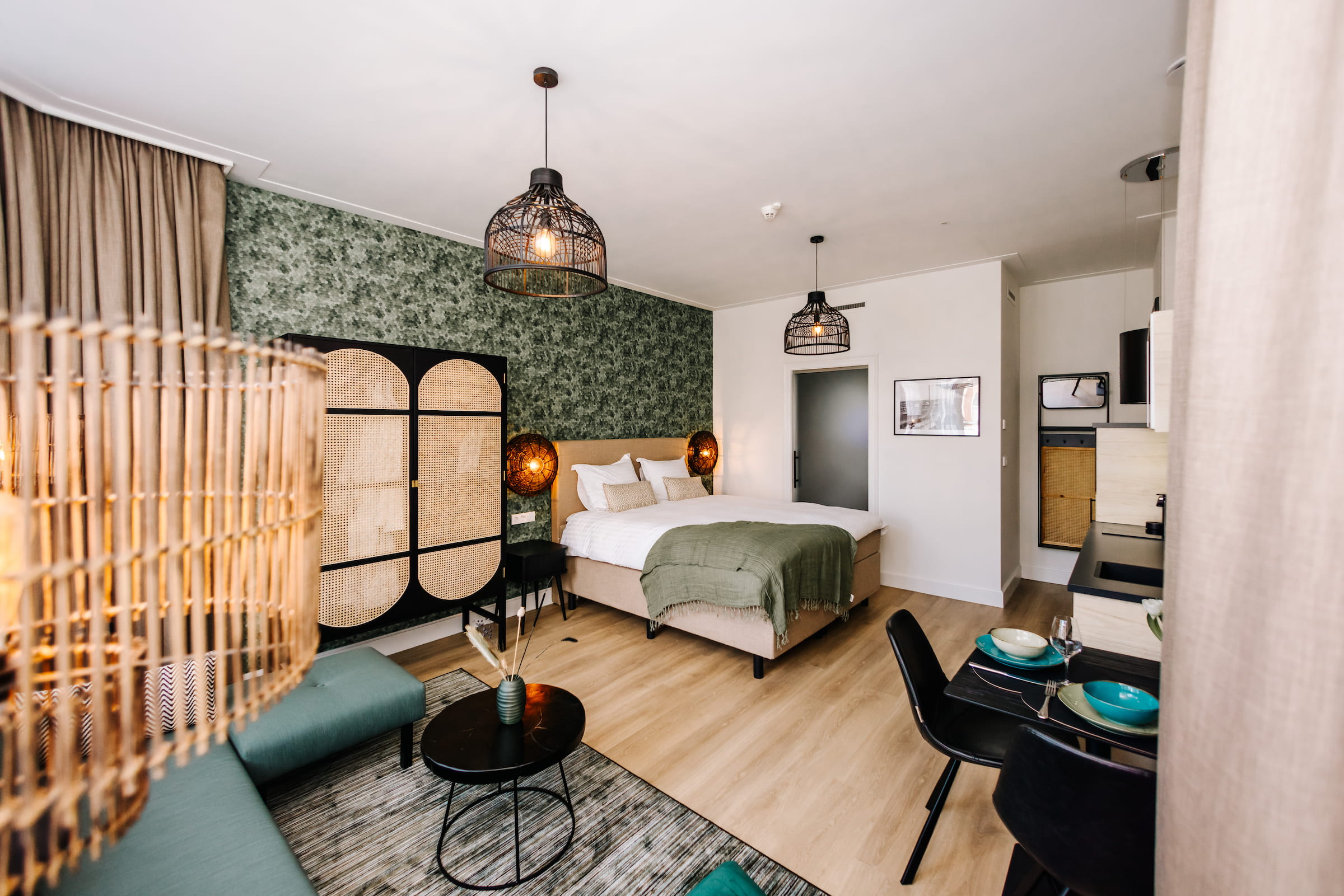 1. Pearl Racing Green Suite