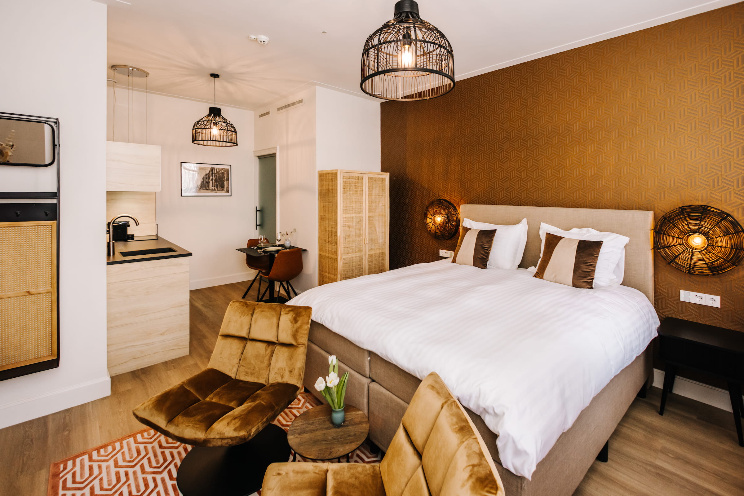 2. Premium Architecture Suite